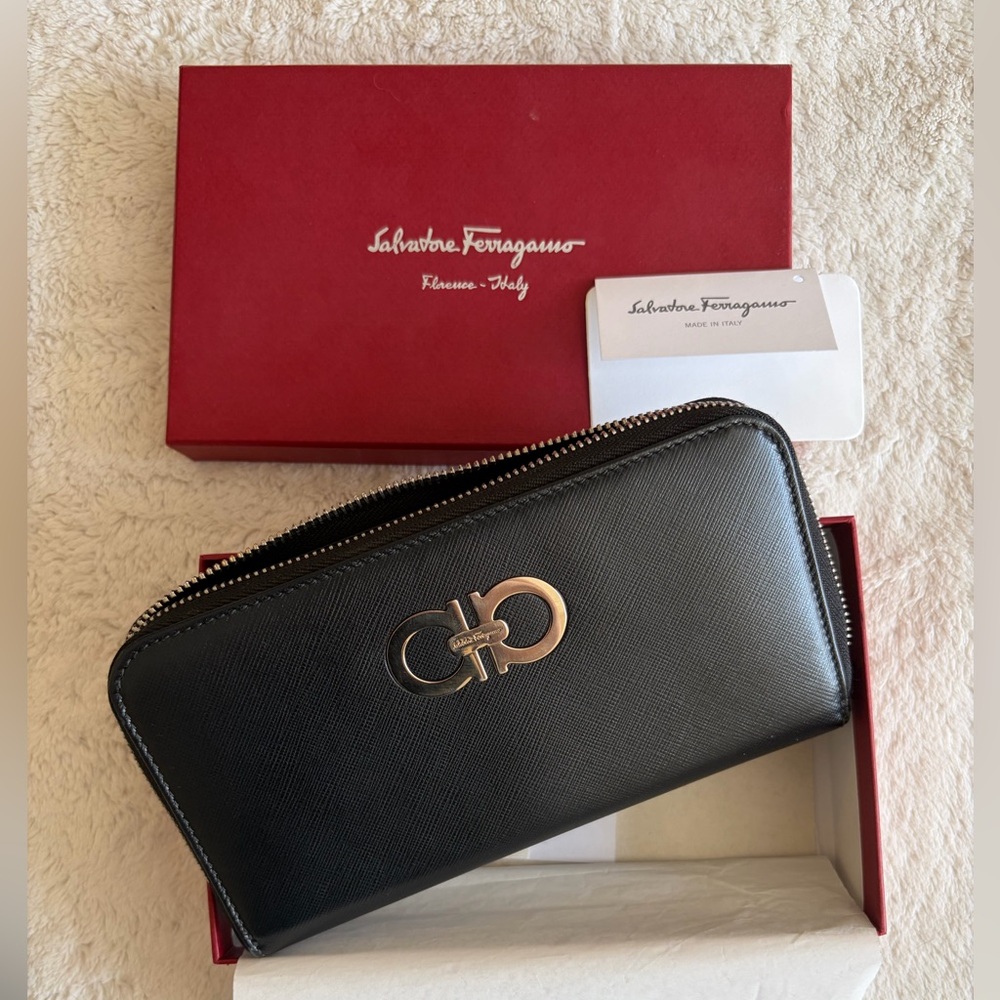 Salvatore Ferragamo Black Continental Wallet with Silver Gancini